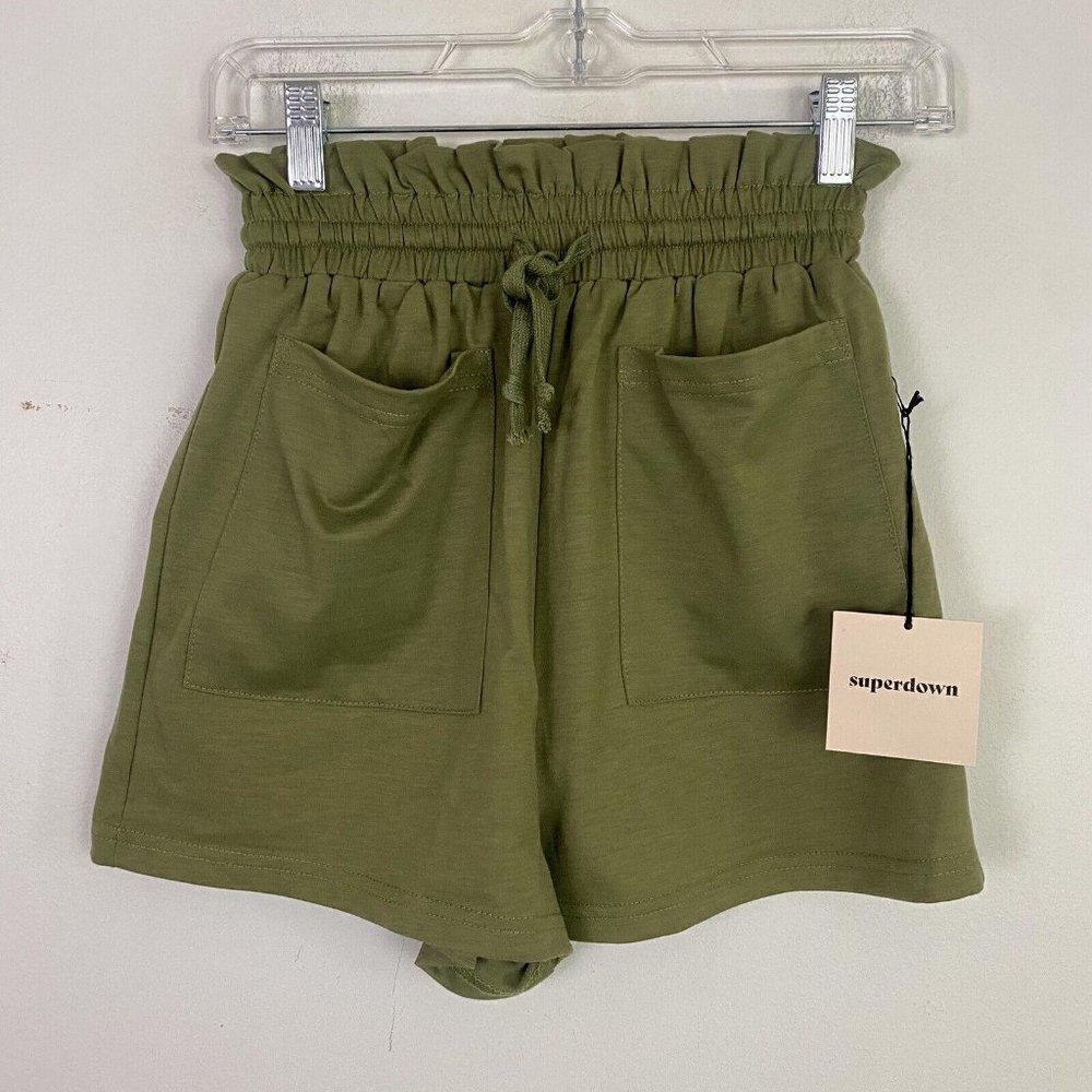SUPERDOWN Katerina Paperbag Shorts in Army Green
